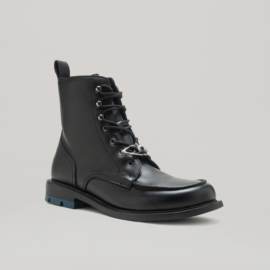 RE:RE MOCCASIN BOOTS - BLACK/BLUE