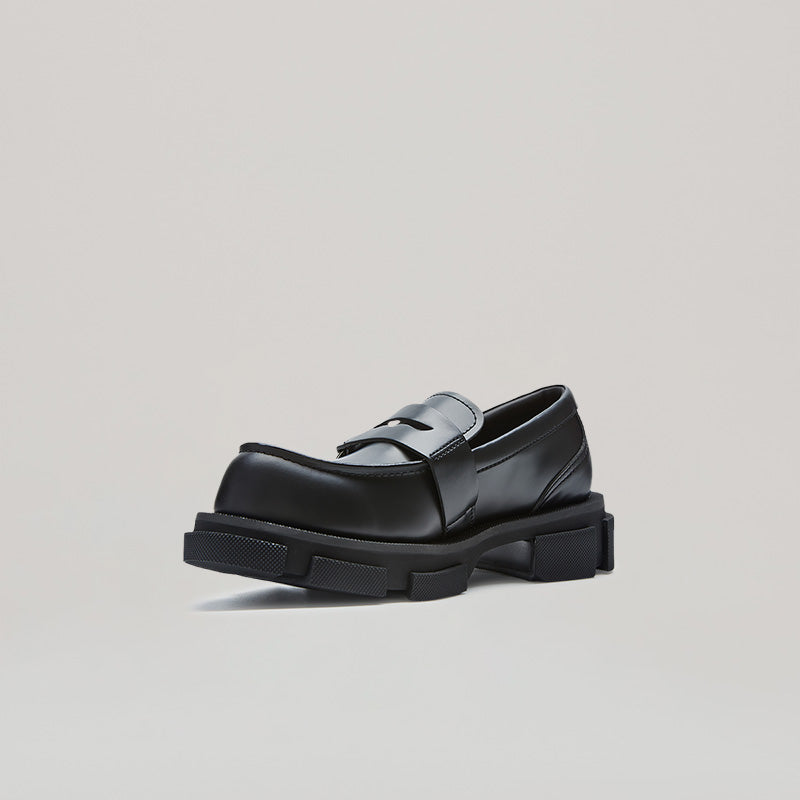GAO PIERCED LOAFER - BLACK/BLACK