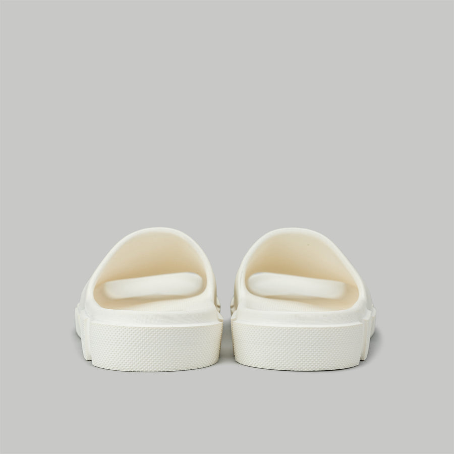 GAO SLIDES - WHITE/WHITE