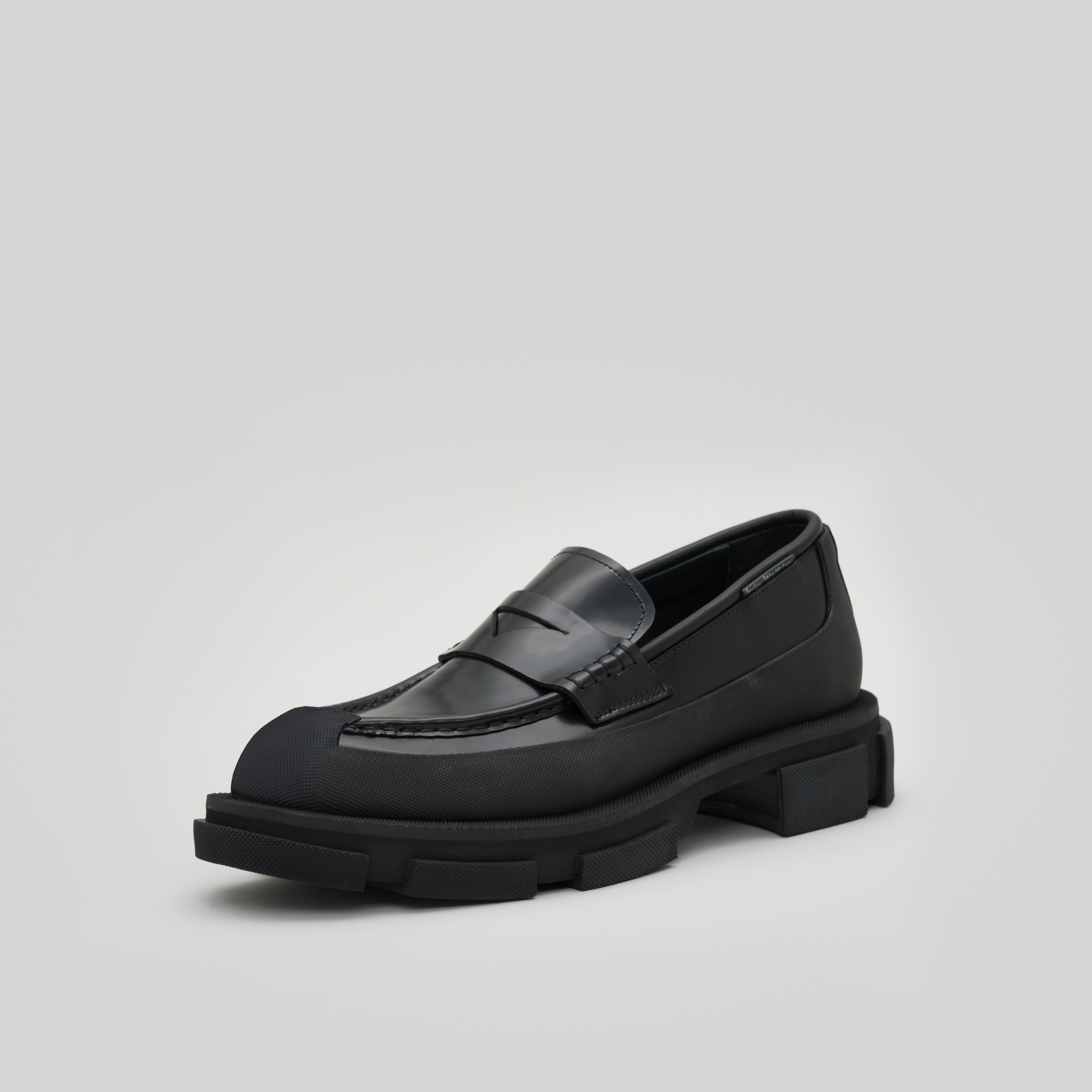both gao loafers 41
